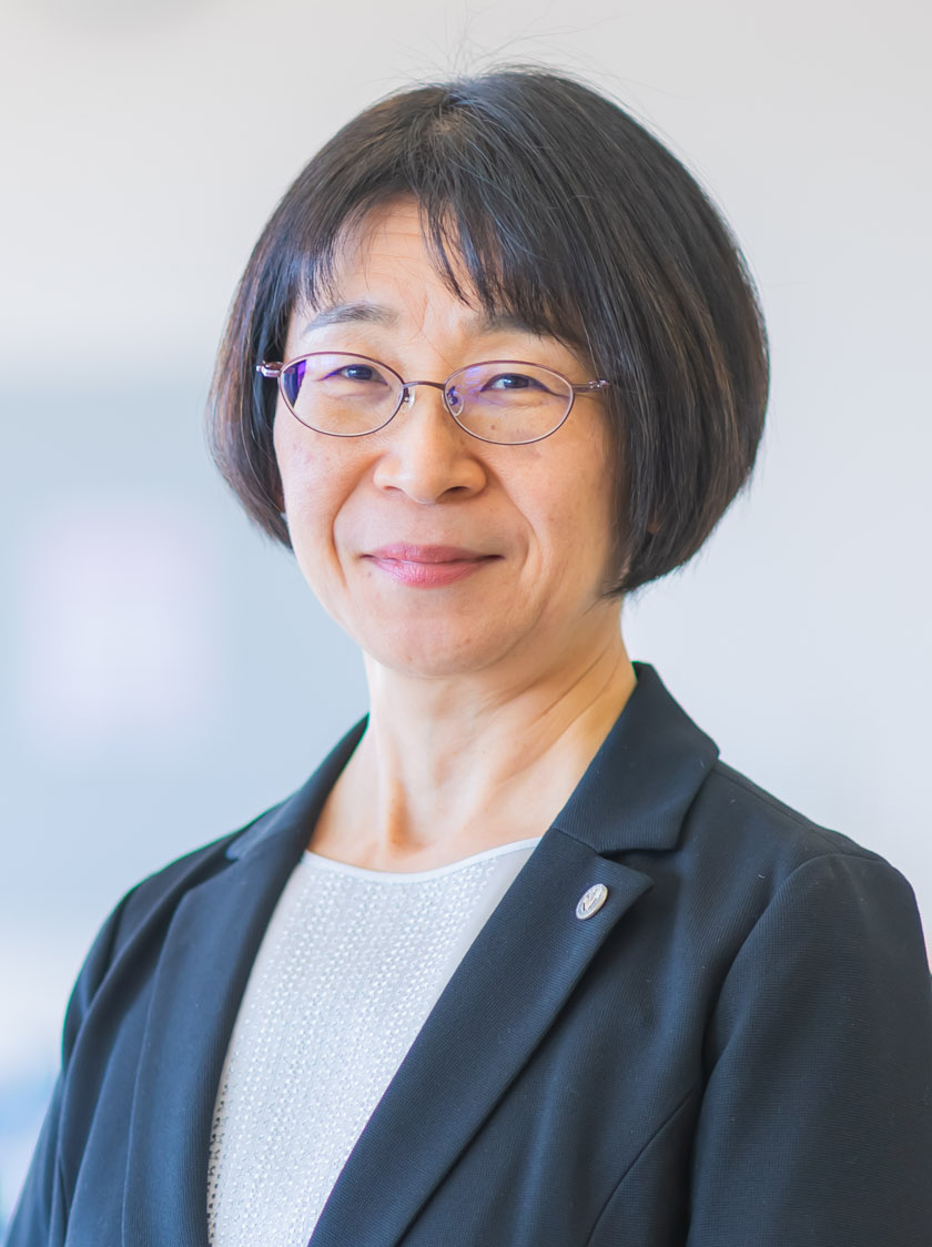 鍵谷　方子